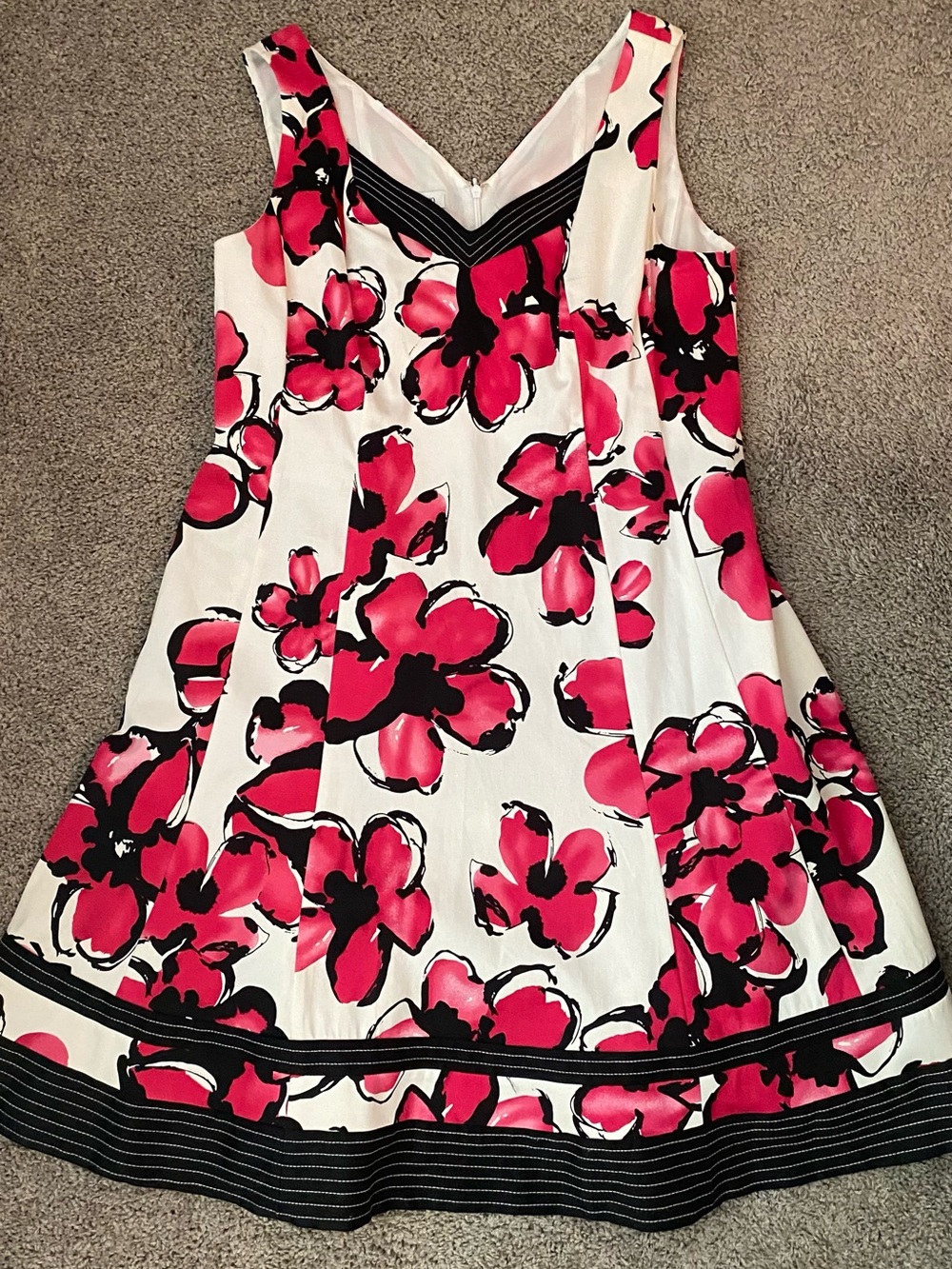 Jones Studio White Dress with Pink & Black Floral Print
